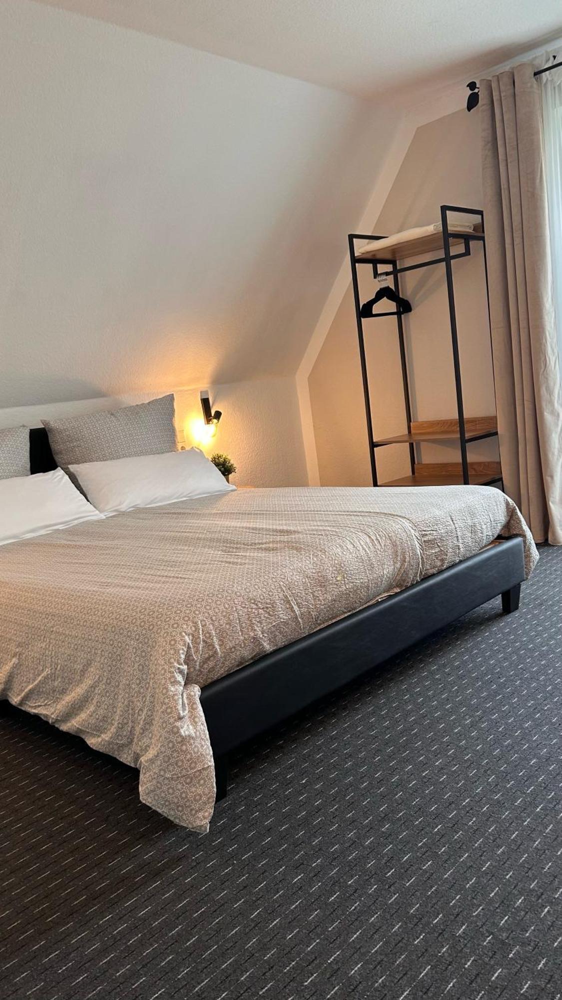Haus Uebernachtenswert Cochem Mosel Екстер'єр фото