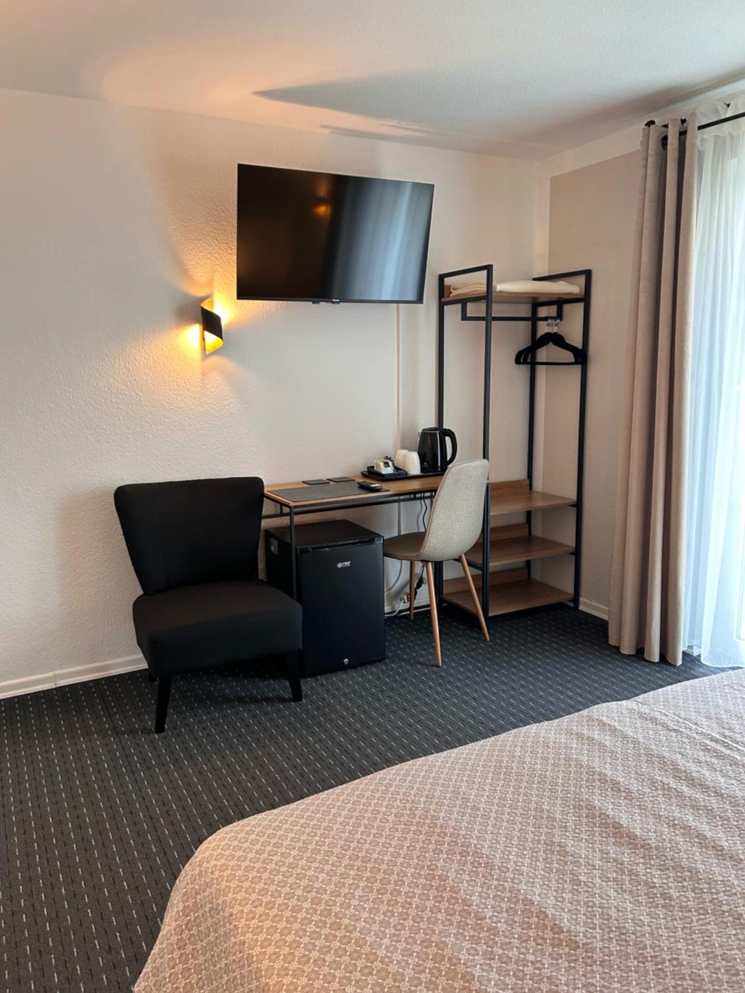 Haus Uebernachtenswert Cochem Mosel Екстер'єр фото