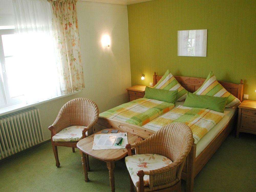 Haus Uebernachtenswert Cochem Mosel Екстер'єр фото