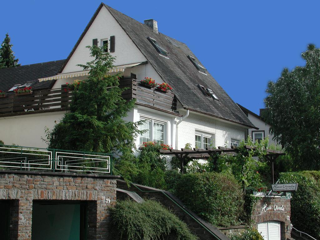Haus Uebernachtenswert Cochem Mosel Екстер'єр фото